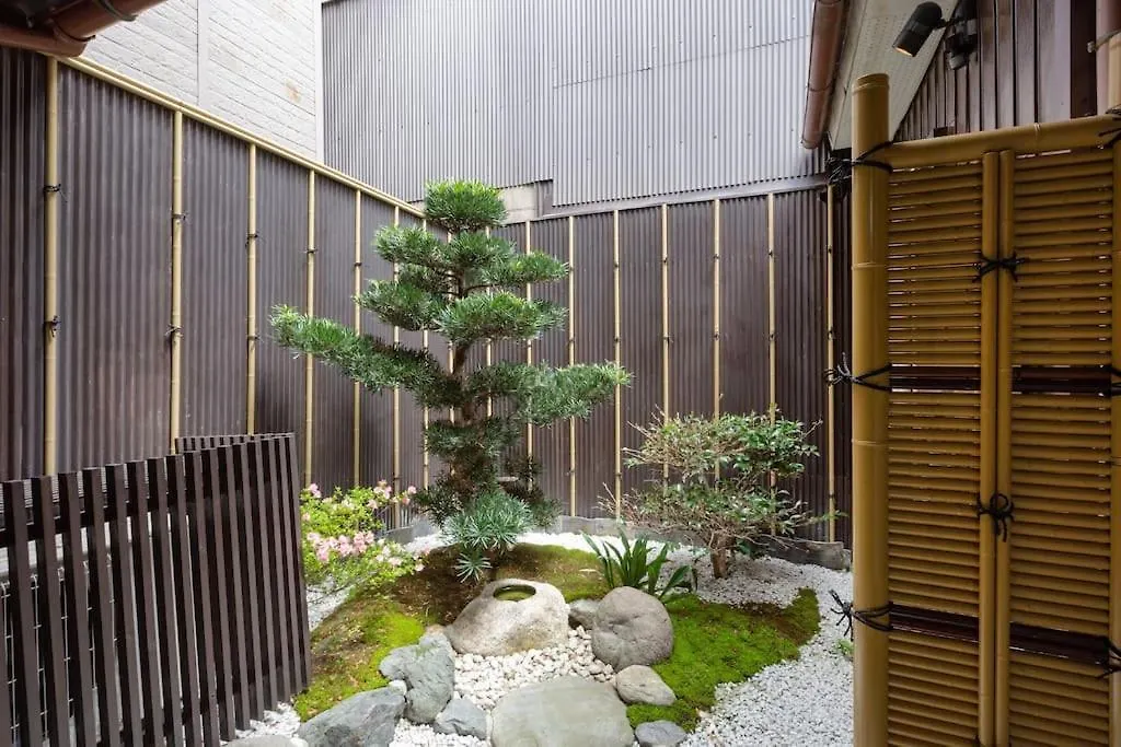Kyoto Nijo Guest House Ichikawa Villa Japonya