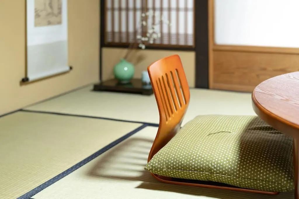 Kyoto Nijo Guest House Ichikawa Villa 日本