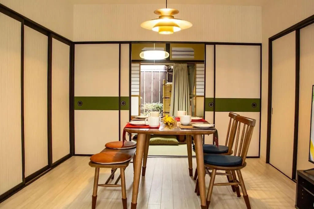 Kyoto Nijo Guest House Ichikawa Villa