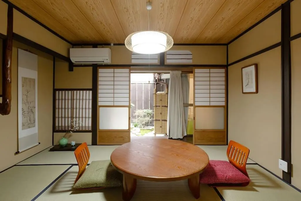 Kyoto Nijo Guest House Ichikawa Villa
